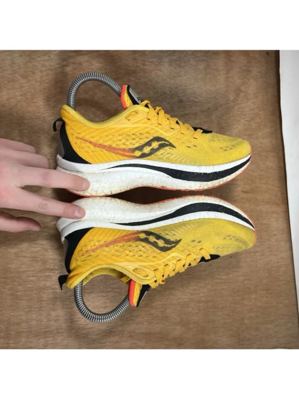 Saucony Endorphin Speed 2 Women Size 6 Running Shoes S10688-16 Yellow Sneakers